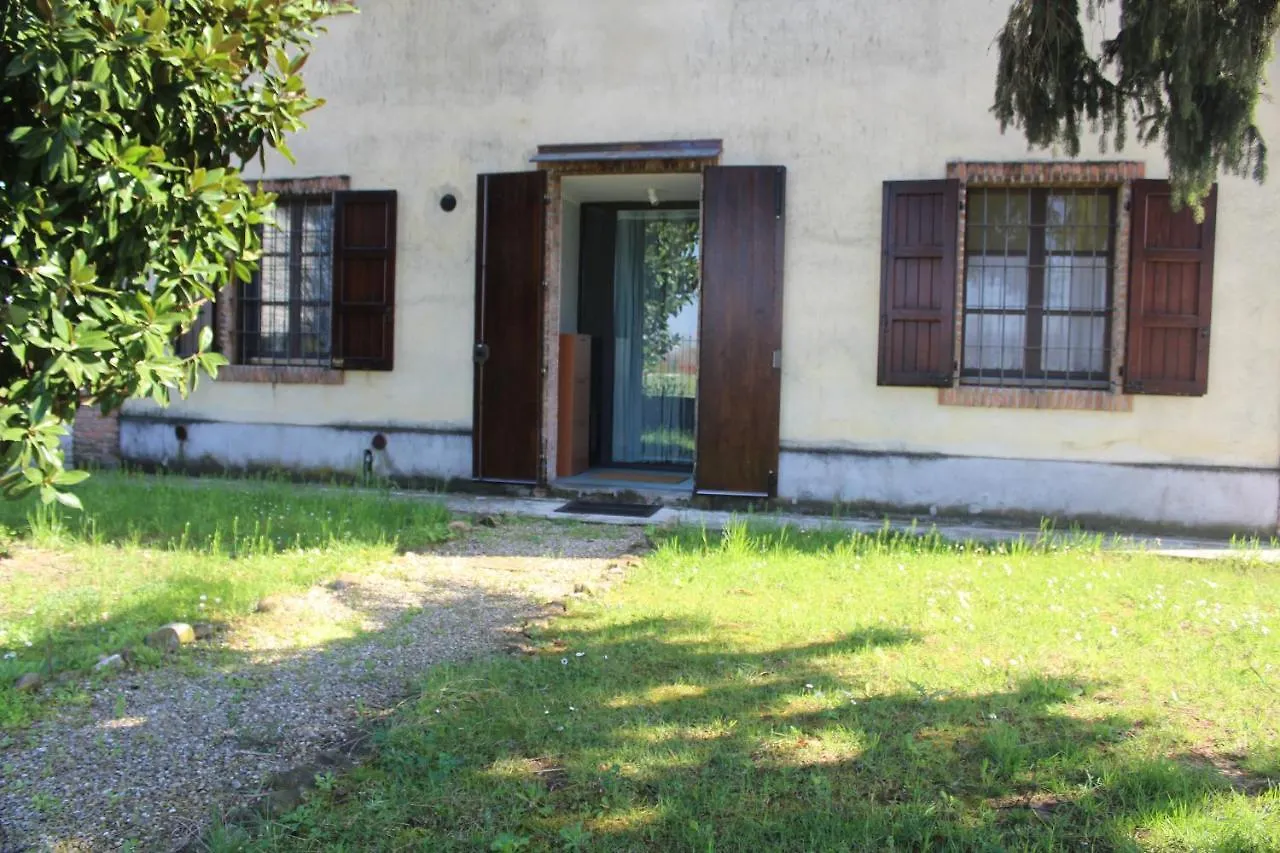Apartment Appartamento Moletolo 169 Parma