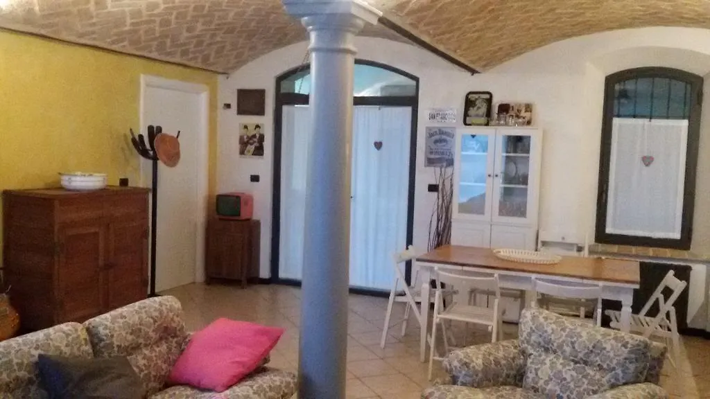 Apartment Appartamento Moletolo 169 Parma Italy