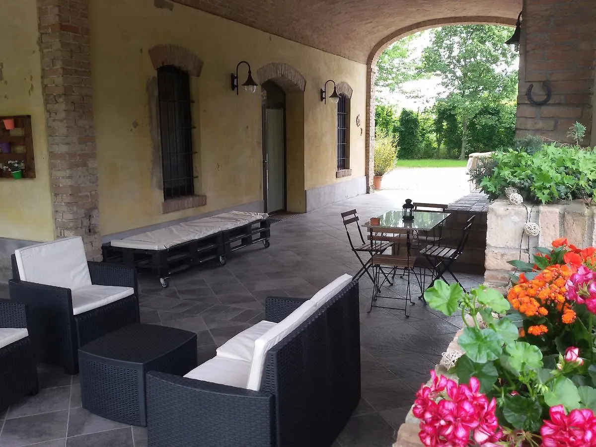 Apartment Appartamento Moletolo 169 Parma Italy